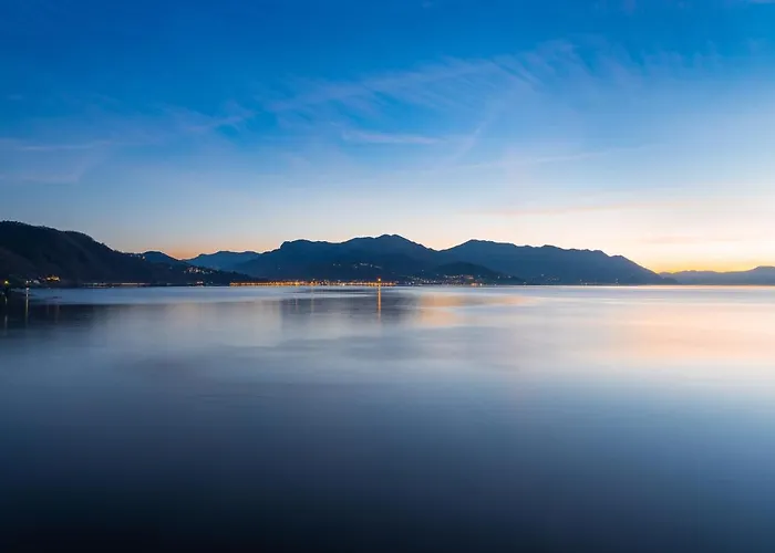 Vista Di Fantastico Pool - Happy * Maccagno