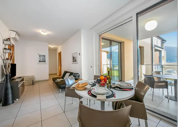 Vista Di Fantastico Pool - Happy *