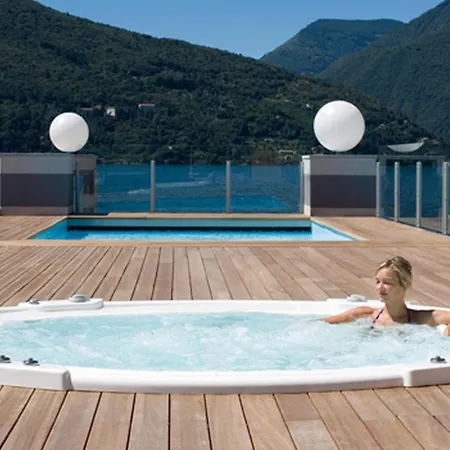 Vista Di Maccagno Fantastico: View, Pool & Balcony - Happy Rentals 公寓