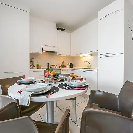 Vista Di Maccagno Fantastico: View, Pool & Balcony - Happy Rentals 公寓 *