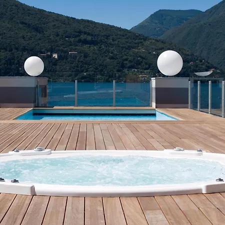 Vista Di Fantastico: View, Pool & Balcony - Happy * Maccagno