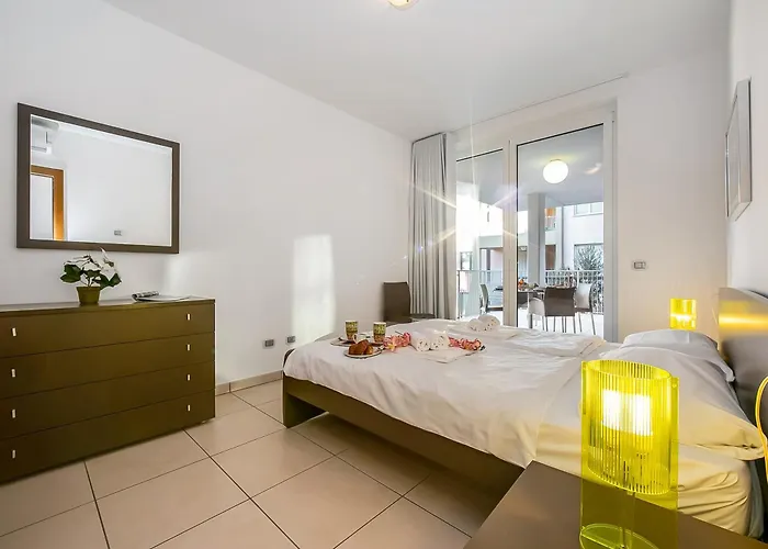 아파트 Vista Di Fantastico Pool - Happy Maccagno